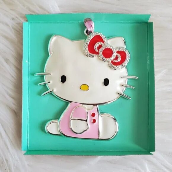 Hello Kitty Collectible Ornament Wearing Pink Dress & A Red Bow - Picture 5 of 9